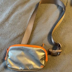 Lululemon belt bag